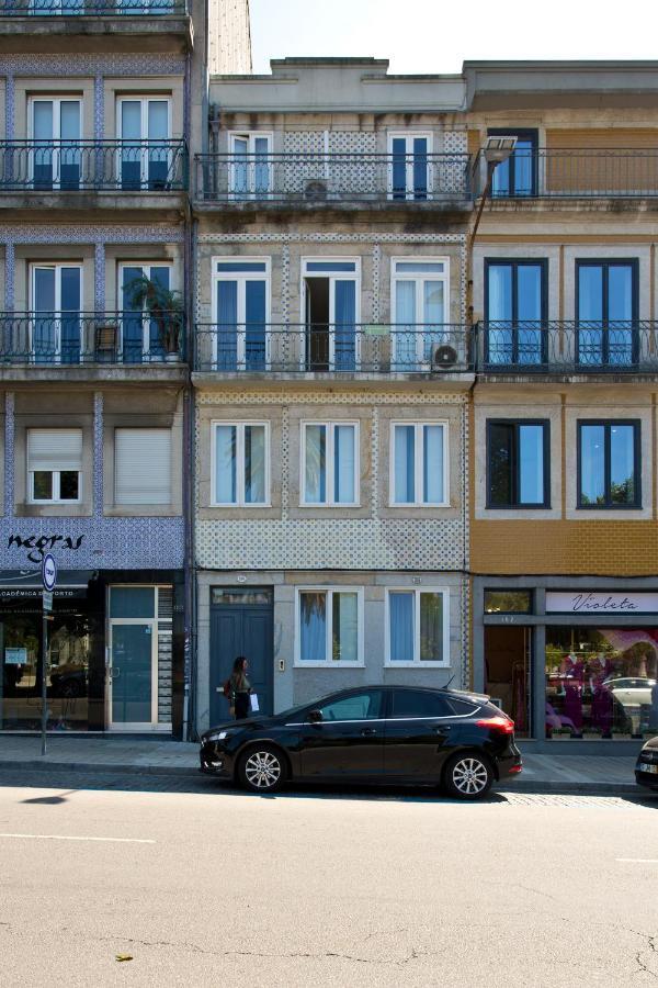Boutique Rentals- Hidden Garden Porto'S Downtown Exteriör bild